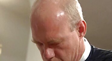 Shmore e videos eroticos as brasileirinhas humilhação puta peituda de duas cabras grossas (tradução russa)