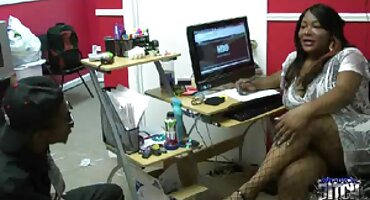 Sem vídeo pornô das brasileirinhas dinheiro para chupar: a terrível confissão de uma scooter de correio