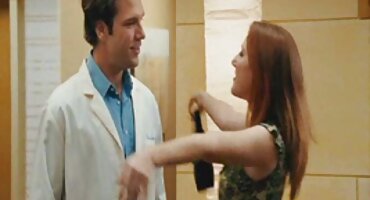 Uma bruxa enfeitiçou um africano tímido e o transformou em um beijador filmes pornôs brasileirinhas machista