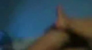 Estudantes da aldeia russa IRA e Kohl se vídeo pornô brasileirinho beijam despretensiosamente no sofá da Vovó