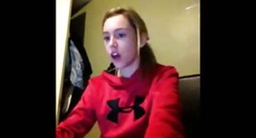 Tesão de menina de vermelho fodendo com dois beijos e abre as válvulas assistir filmes das brasileirinhas gratis de todos os seus buracos