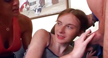 A ruiva bebeu um coquetel videos de brasileirinhas e se satisfez com um brinquedo