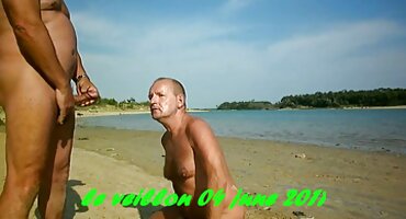 Um lenhador sexo video brasileirinhas e seu amigo organizaram um tumultuado bonk com um estudante Italiano