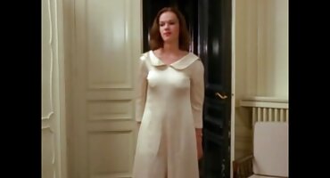 Depois de esquentar a buceta da namorada Kunilingus e massagear o lugar na Internet, filme pornô a casa das brasileirinhas o cara obrigou a vadia a fazer um boquete e um beijo