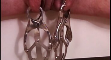 Puta do clube não tem dinheiro para brasilerinha sex pagar a viagem, mas boca trabalhadora salva o dia