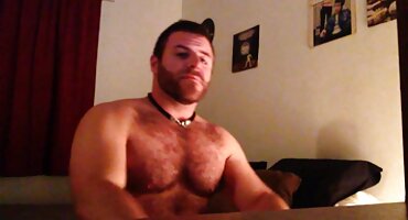 Os meninos estavam com quero assistir filme pornô as brasileirinhas tanta fome de sexo que concordaram em fazer um trio com o meio-irmão