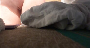 Um policial americano participa todos os vídeos pornô das brasileirinhas de uma orgia de Swingers organizada por zumbis animados