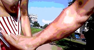 Uma morena vídeo pornô de brasileirinha de Toronto chamou uma ex-colega para tomar um café e se seduziu no sexo