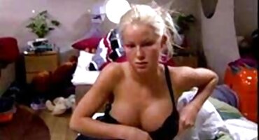 Com esse corpo ela poderia ser a estrela da vídeo pornô com brasileirinhas passarela, mas prefere fumar e um beijo enérgico