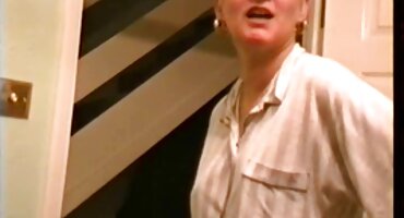 Cherie Deville pegou o enteado roubando calcinha e videos das brasileirinhas gratis pulou no pênis dele