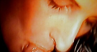 Os demônios de Woodman pegaram a gata Krasnodar no corredor e a beijaram ver filme pornô brasileirinha na Bunda