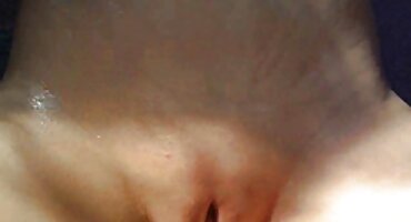 House. Ele beijou pornor as brasilerinhas uma beldade russa em uma cozinha estreita e pegou uma câmera.