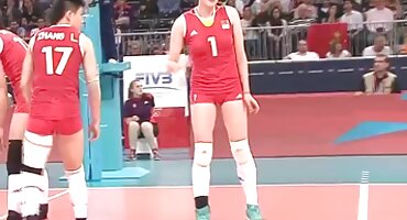 Abrindo os lábios com filme porno gratis brasileirinhas os dedos, uma japonesa com um burro grande pegou o pau pequeno do amante no chapéu e levou creampie