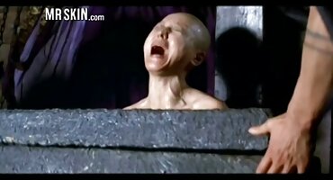 Uma mulher mais velha com vídeo pornô grátis brasileirinhas peitos malucos atribuiu o namorado da enteada